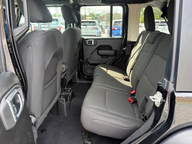 Used 2023 Jeep Wrangler Unlimited Sport AWD/4WD image 21