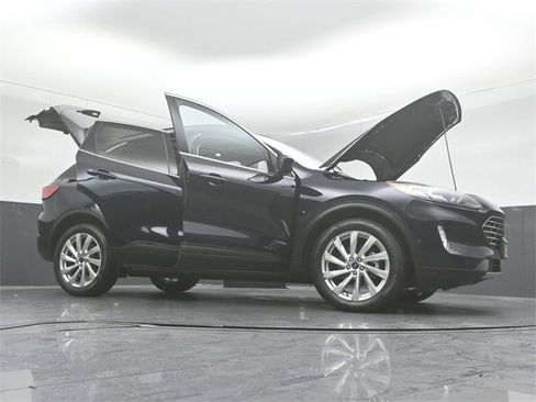 Certified 2021 Ford Escape Titanium w/ Titanium Elite Package image 59