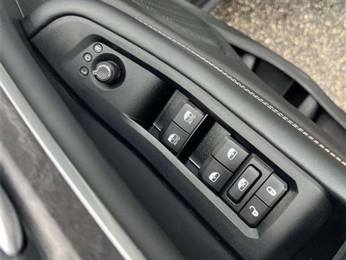 Certified 2023 Jeep Grand Cherokee Limited image 21