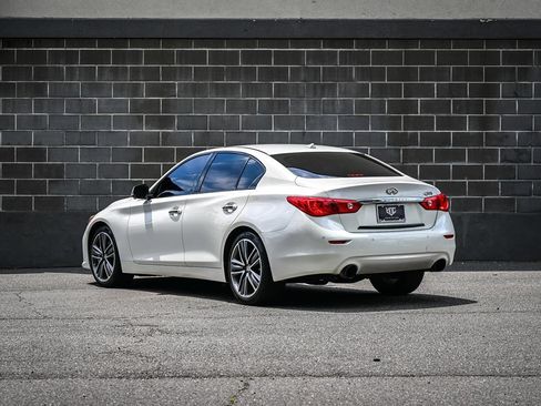 Used 2015 INFINITI Q50 AWD w/ Technology Package image 4