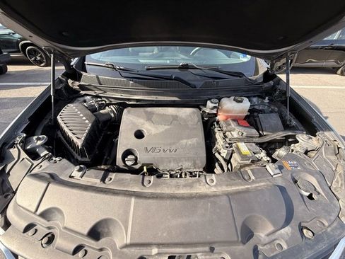 Used 2020 Chevrolet Traverse LS image 11