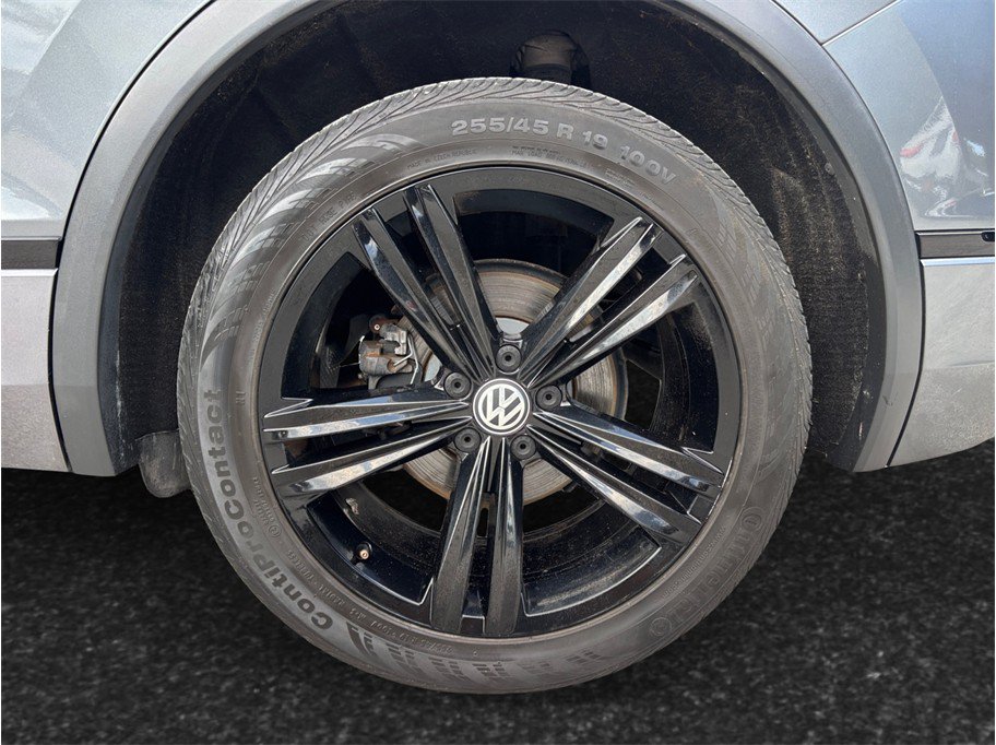 Used 2019 Volkswagen Tiguan SEL Premium R-Line FWD image 13
