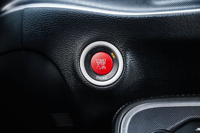 Used 2015 Dodge Challenger SRT w/ Technology Group RWD image 16