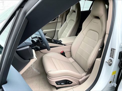New 2026 Porsche Panamera 4 image 5