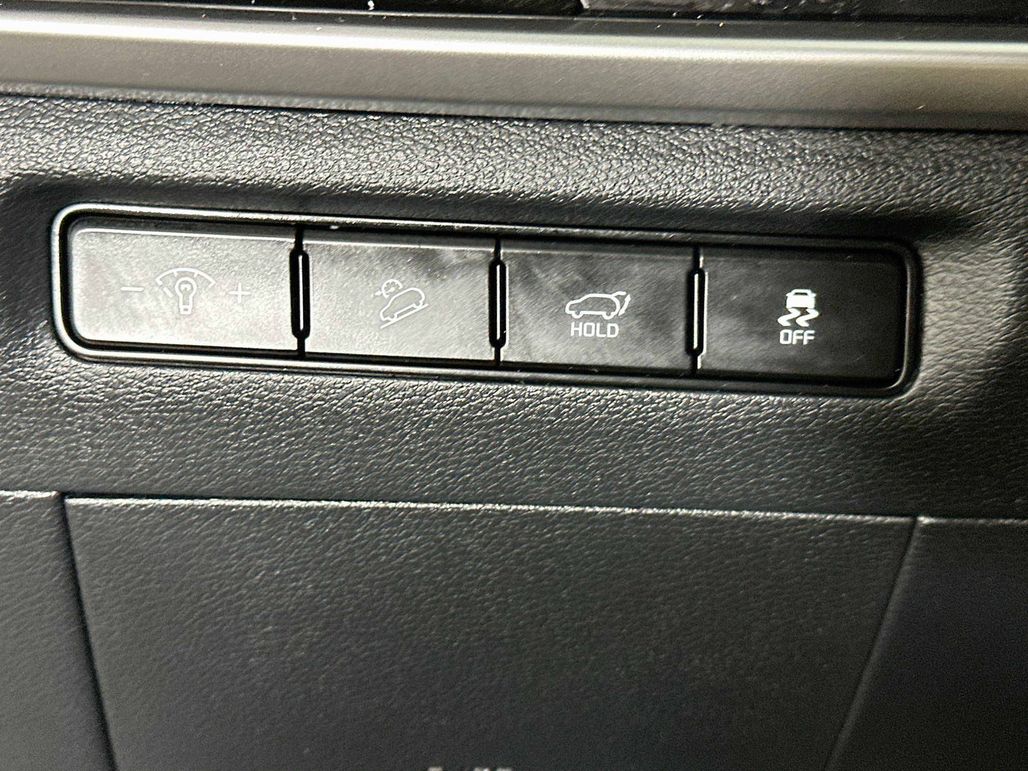 Used 2025 Kia Telluride S FWD image 17