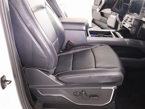 Used 2024 Ford F350 Lariat w/ Lariat Ultimate Package image 14