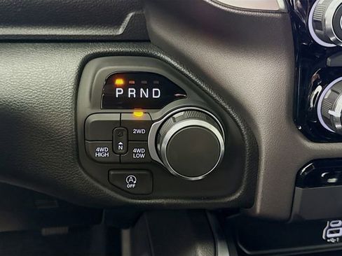 New 2026 RAM 1500 Express AWD/4WD image 16