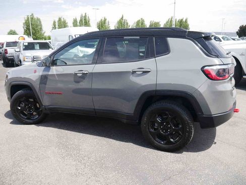 Certified 2024 Jeep Compass Trailhawk AWD/4WD image 17