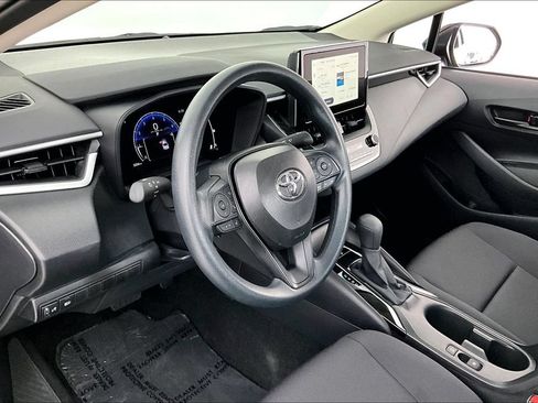 Used 2026 Toyota Corolla LE FWD image 16