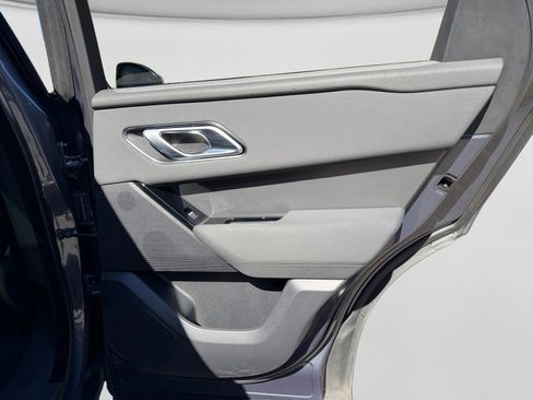 Used 2025 Land Rover Range Rover Velar Dynamic SE image 21