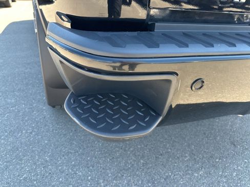 Used 2018 GMC Sierra 1500 Denali AWD/4WD image 5