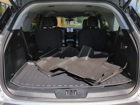 Certified 2024 Ford Explorer Limited w/ Equipment Group 301A AWD/4WD image 13