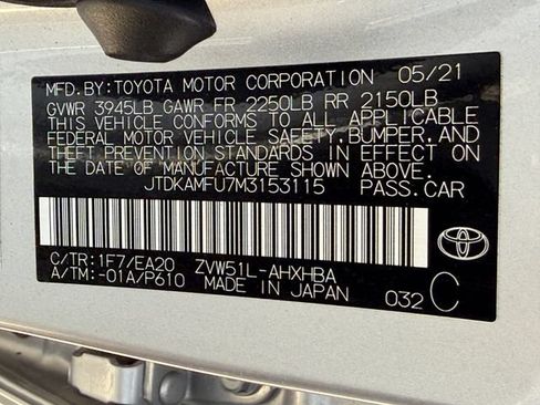Used 2021 Toyota Prius XLE FWD image 27