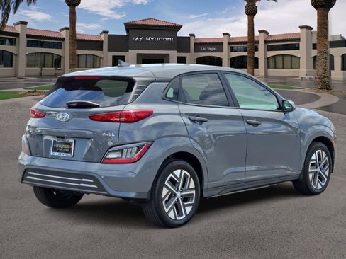 Used 2023 Hyundai Kona Limited FWD image 7