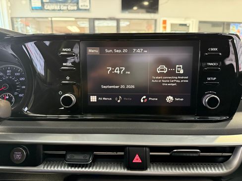 Used 2021 Kia K5 LXS image 23