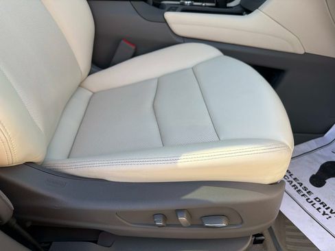 Used 2024 Cadillac XT5 Premium Luxury w/ LPO, Floor Liner Package FWD image 23