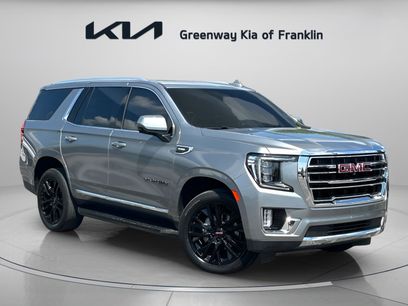 Used 2023 GMC Yukon SLT w/ SLT Luxury Package