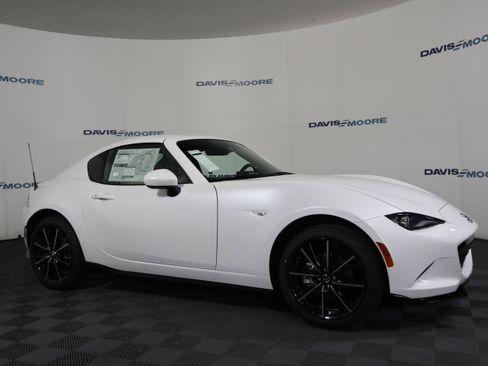 New 2026 MAZDA MX-5 Miata RF Grand Touring w/ Appearance Package image 3