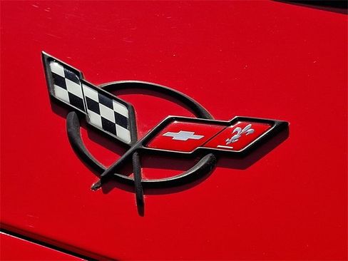 Used 1998 Chevrolet Corvette Coupe w/ Roof Pkg image 21