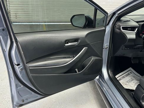 Used 2020 Toyota Corolla SE w/ Carpet Mat Package (TMS) FWD image 18