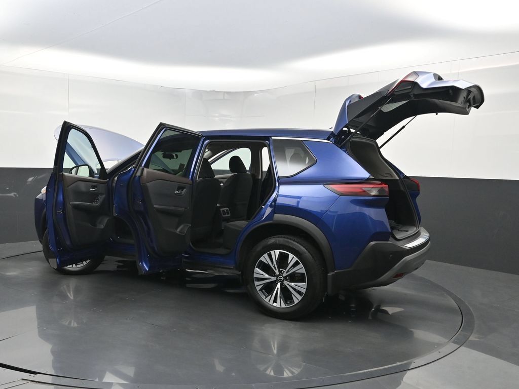Used 2023 Nissan Rogue SV FWD image 35