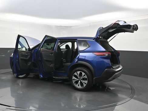 Used 2023 Nissan Rogue SV FWD image 35