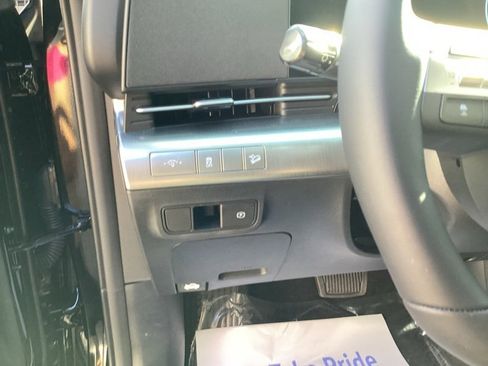 New 2025 Hyundai Kona SEL image 27