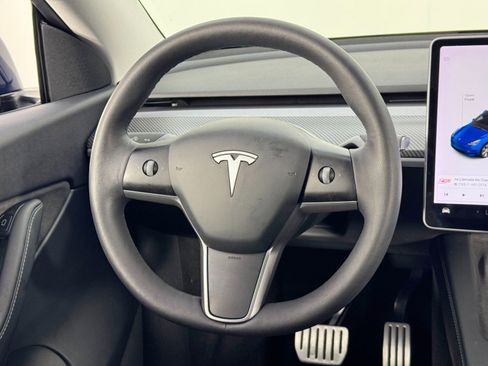 Used 2021 Tesla Model Y Performance image 18