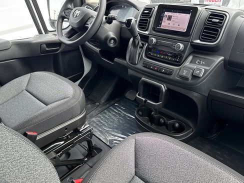 New 2026 RAM ProMaster 2500 w/ Quick Order Package 22G SLT image 14