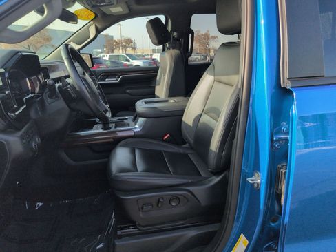 Used 2022 Chevrolet Silverado 1500 LT Trail Boss w/ LT Trail Boss Premium Package image 24