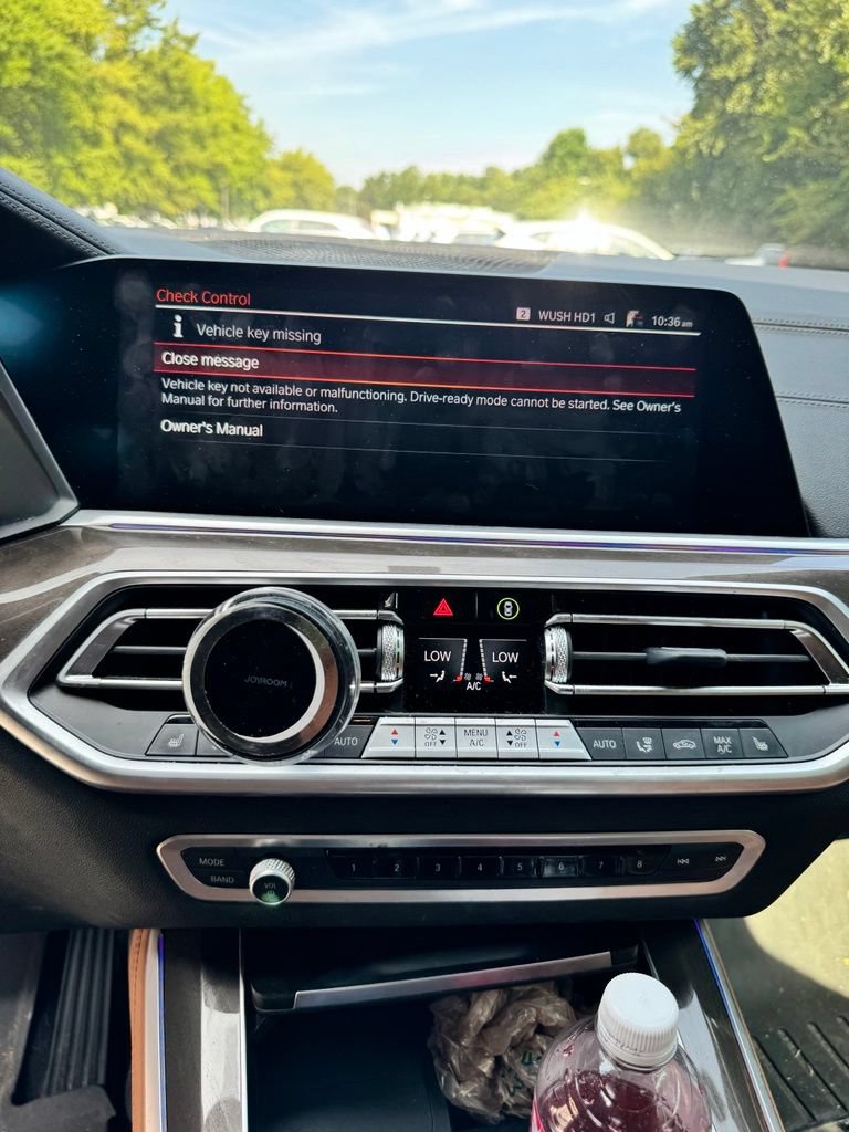 Used 2023 BMW X5 xDrive40i w/ Executive Package AWD/4WD image 47