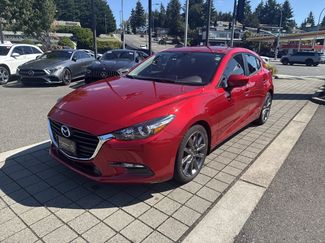 Used 2018 MAZDA MAZDA3 Touring FWD video 1