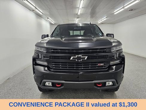 Used 2021 Chevrolet Silverado 1500 LT Trail Boss w/ Convenience Package II AWD/4WD image 2