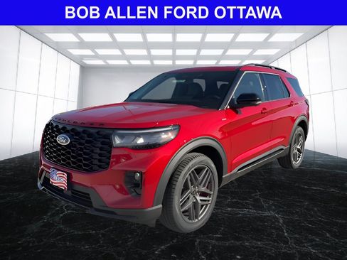 New 2026 Ford Explorer ST-Line w/ ST-Line Street Pack AWD/4WD image 1