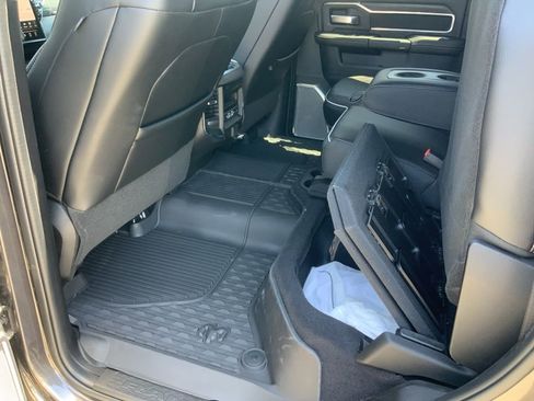 New 2025 RAM 2500 Laramie AWD/4WD image 20
