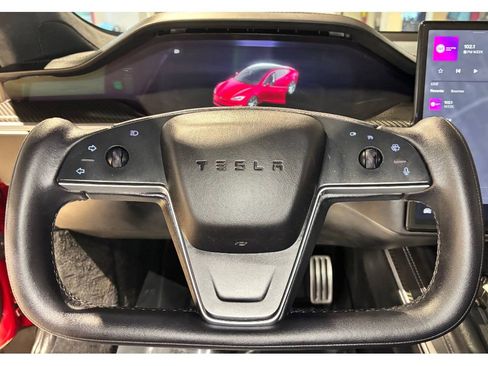 Used 2024 Tesla Model S Plaid image 25