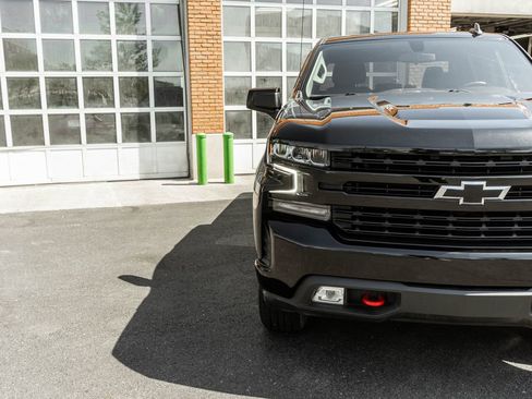 Used 2022 Chevrolet Silverado 1500 LT Trail Boss w/ Bed Protection Package AWD/4WD image 33