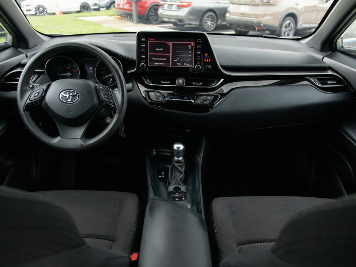 Used 2019 Toyota C-HR LE FWD image 20
