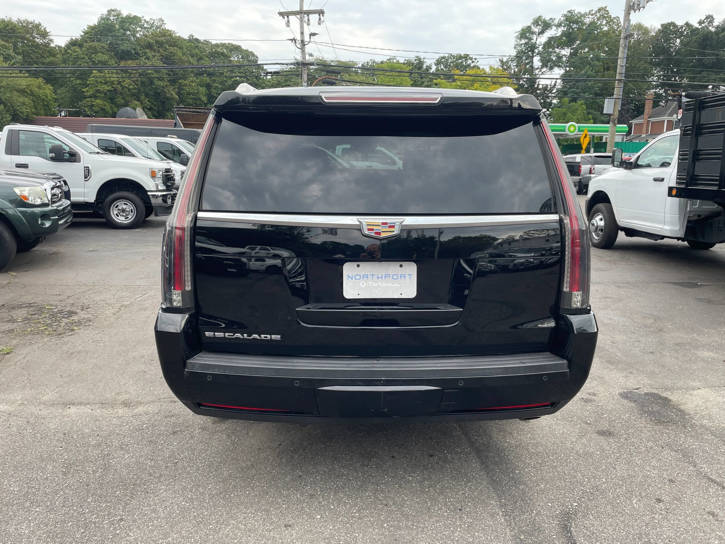 Used 2015 Cadillac Escalade ESV Luxury AWD/4WD image 4