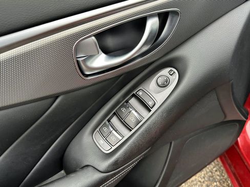 Used 2015 INFINITI Q50 Premium image 14