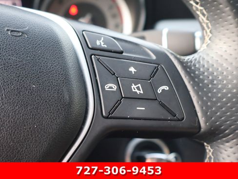 Used 2014 Mercedes-Benz CLA 250 image 24