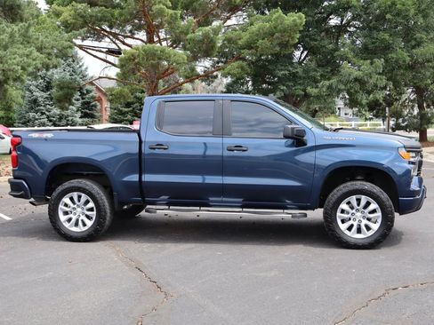 Used 2022 Chevrolet Silverado 1500 Custom AWD/4WD image 3