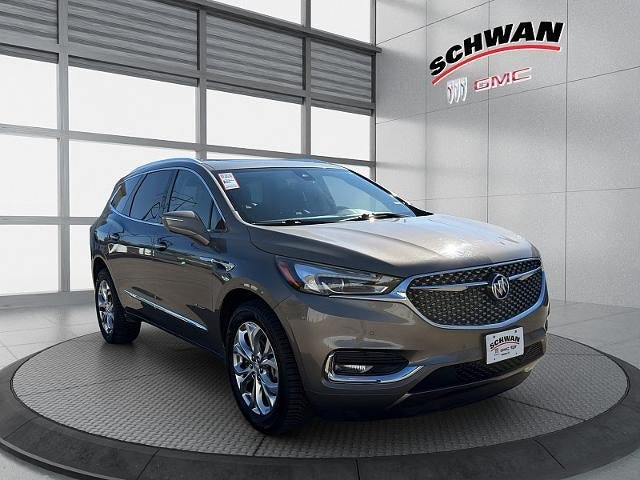 Used 2020 Buick Enclave Avenir w/ Avenir Technology Package AWD/4WD image 2