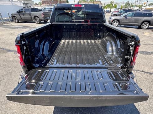 New 2026 RAM 1500 Laramie AWD/4WD image 7