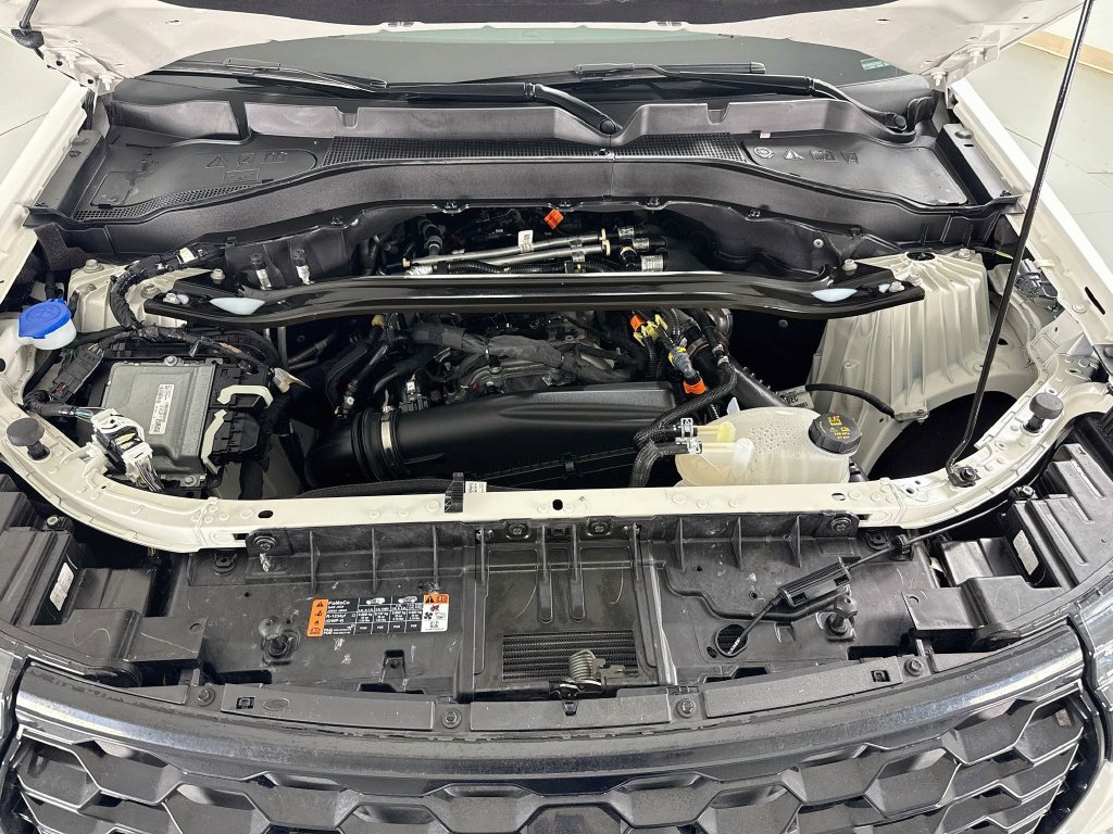 Used 2025 Ford Explorer ST-Line RWD image 57