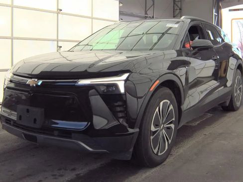Used 2024 Chevrolet Blazer EV LT image 1