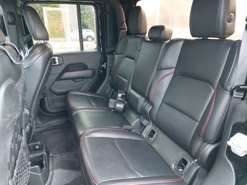 Used 2020 Jeep Gladiator Rubicon image 15