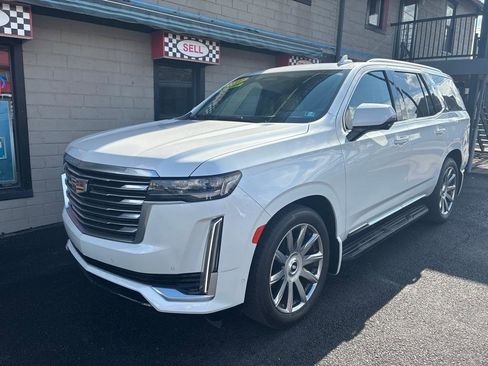 Used 2022 Cadillac Escalade Premium Luxury Platinum image 3