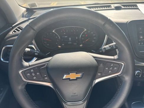 Used 2024 Chevrolet Equinox LT image 18
