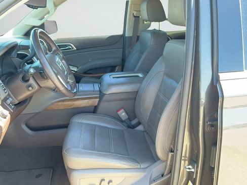 Used 2019 GMC Yukon XL Denali w/ Denali Ultimate Package RWD image 17